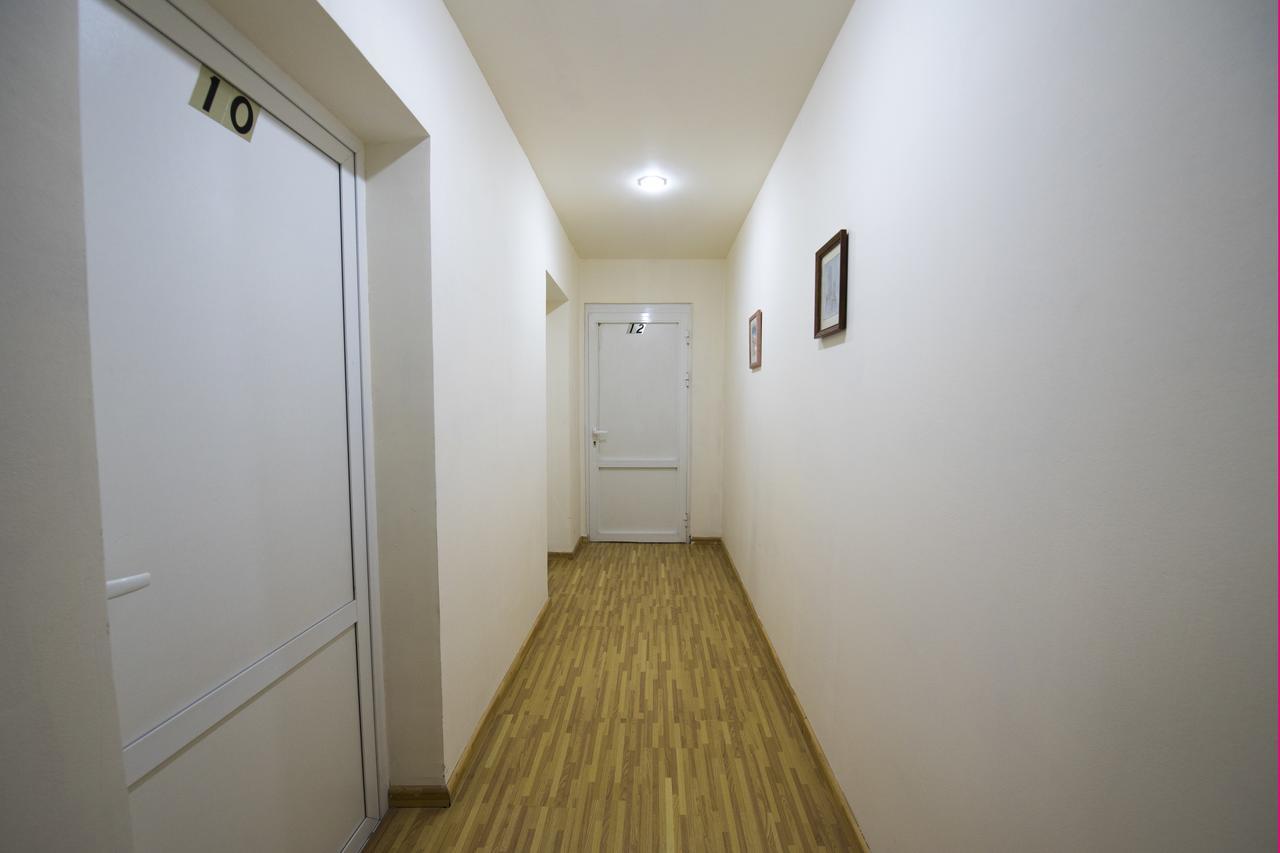 Kesabella Touristic House Bed & Breakfast P'arak'ar Bagian luar foto
